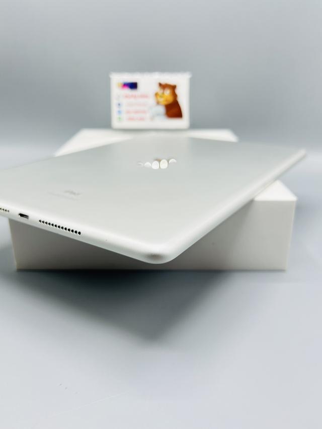 iPadGen9 256gb WiFi ครบกล่อง นัดรับได้ครับ