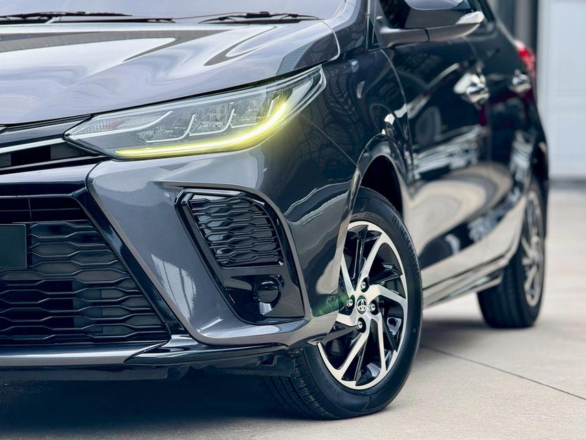 Toyota yaris 1.2 hatchback ใช้ไป 4x,000 บาท กม.