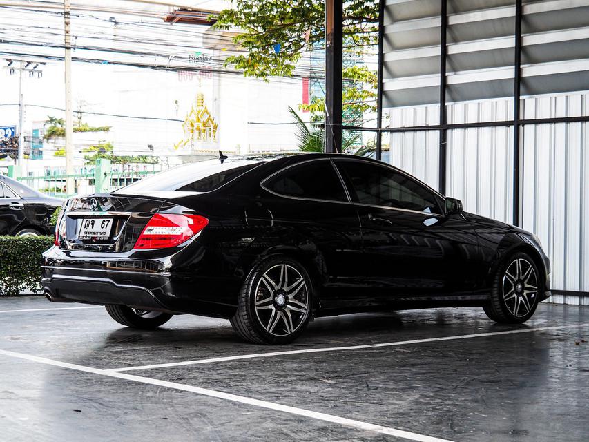 Benz C Coupe 1.6 AMG ปี 2014 สีดำ 4