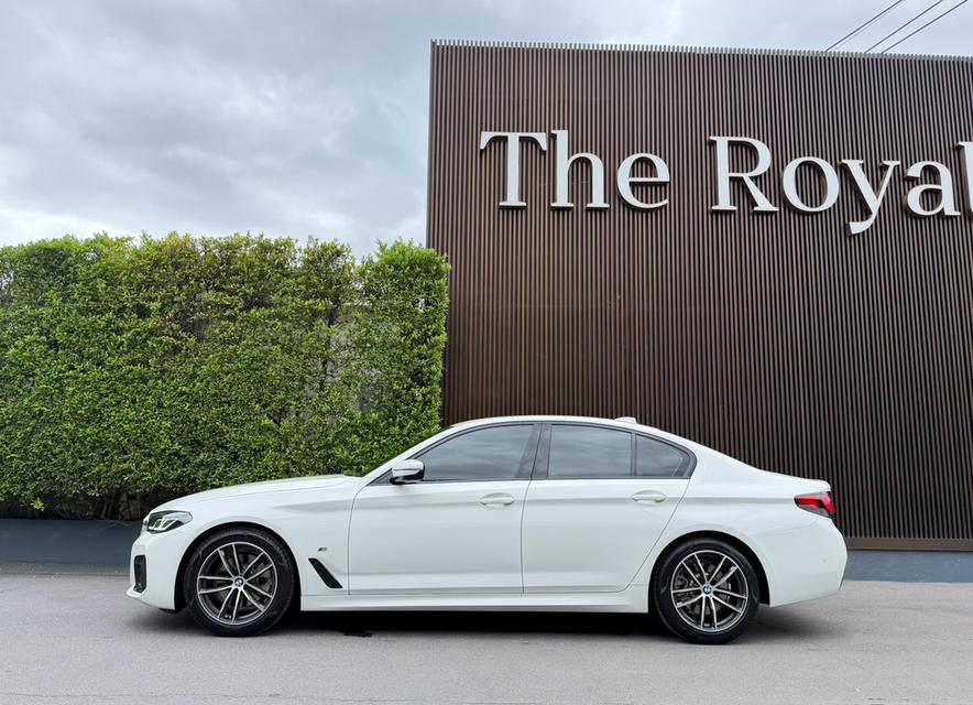 BMW 520d M Sport LCI (G30) ปี 2021 รูปที่ 3
