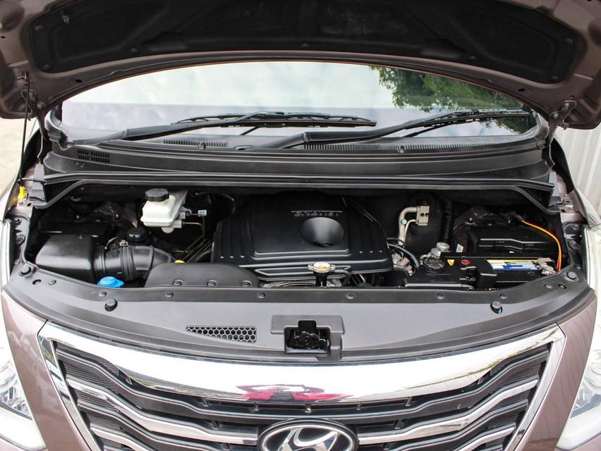 HYUNDAI H1,2.5  ELITE ปี 2014 โฉม ปี08-18 10