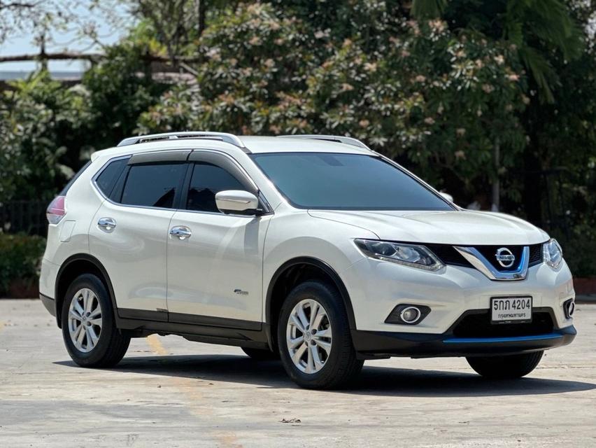 รหัสรถ PAT4204 Nissan X-Trail 2.0V Hybrid 4WD A/Tสีขาวมุก ปี2016 2