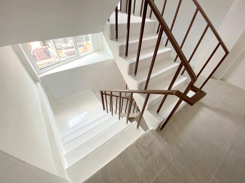 ขาย/ให้เช่า อาคารพาณิชย์ 3 ชั้นครึ่ง ทำเลทอง ท่าสะอ้าน บางปะกง ฉะเชิงเทรา 9