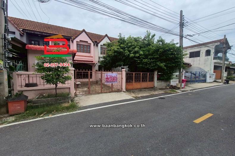 ทาวน์เฮาส์ 2 ชั้น เนื้อที่ 25 ตร.ว. หมู่บ้าน บ้านบัวทอง (ซอย 20/2), ใกล้ MRTคลองบางไผ่ ถนนกาญจนาภิเษก ตำบลบางรักพัฒนา อำเภอบางบัวทอง นนทบุรี 3