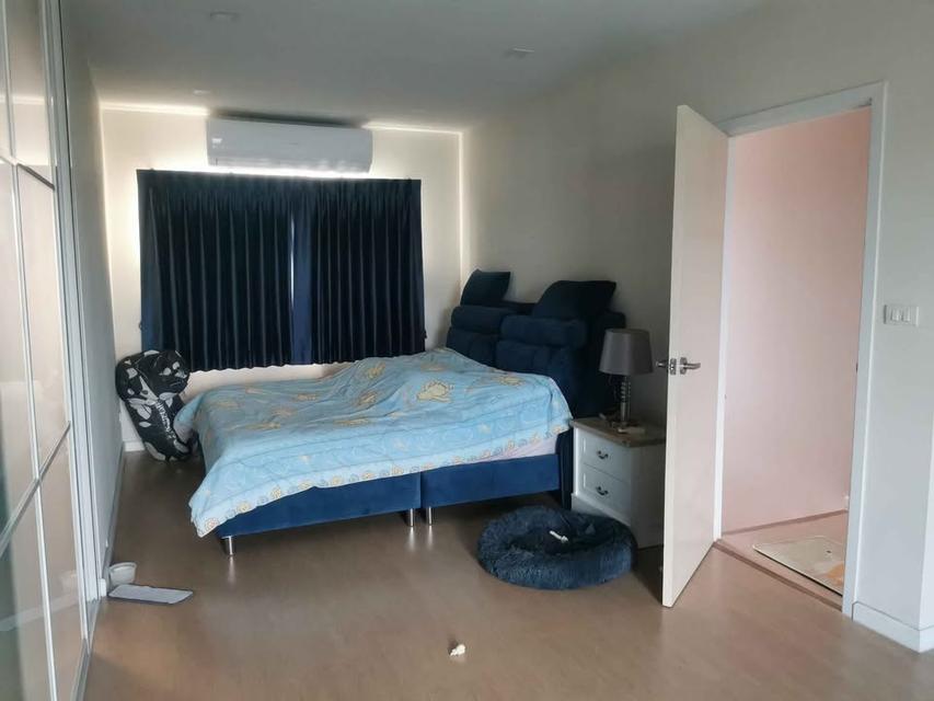 ทาวน์โฮม 3ชั้น ตกแต่งพร้อมเข้าอยู่ได้เลย 10