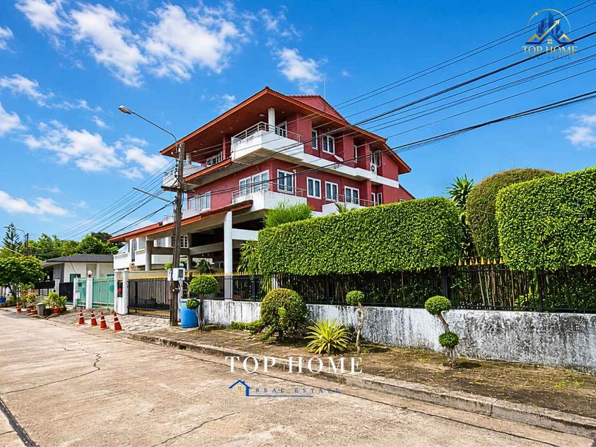 ขายด่วน❗️ ที่ดินพร้อมบ้าน 199 ตร.ว หมู่บ้านเอกบุรี รามอินทรา103/2 เนื้อที่รอบบ้านกว้าง รูปที่ 1