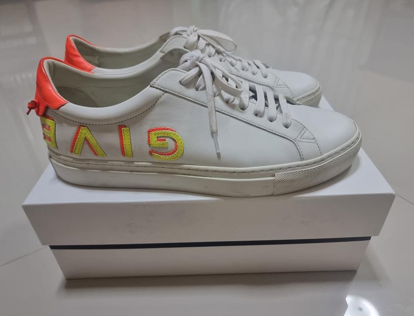 Givenchy 1