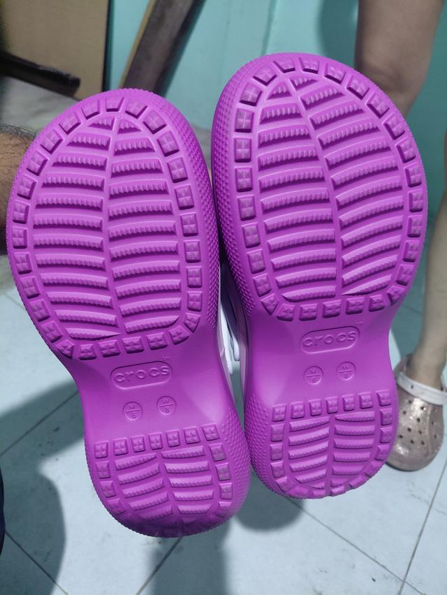 รองเท้า crocs  38/39 รูปที่ 4