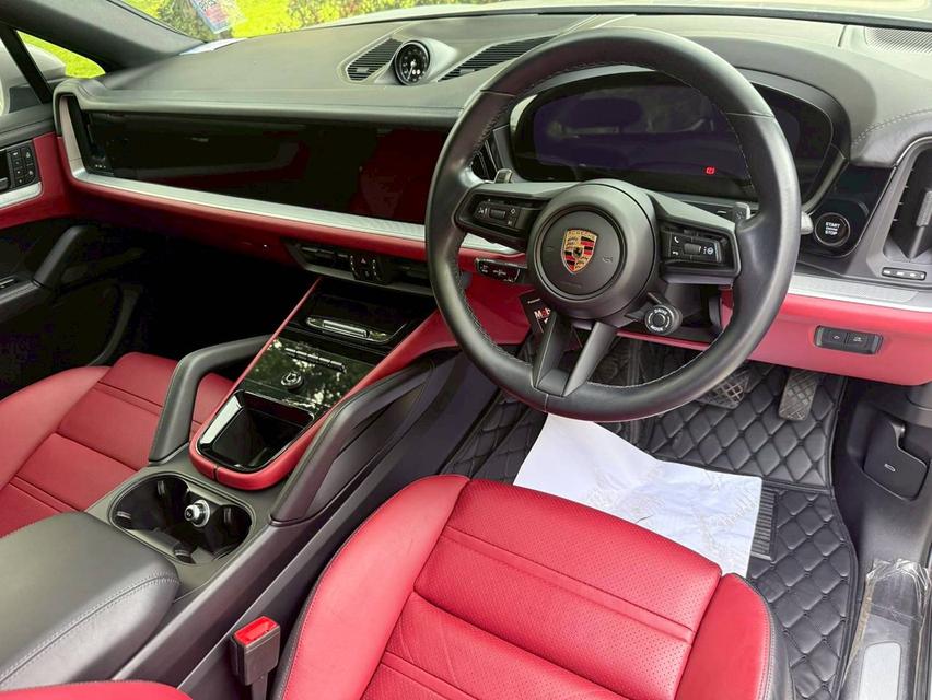 CAYENNE COUPE  8