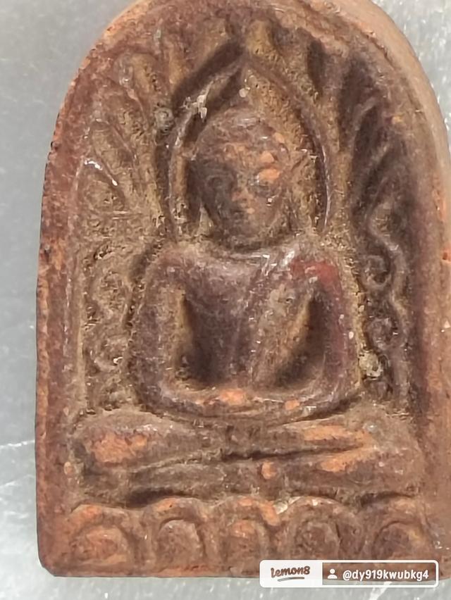 พระเครื่องเก่าแก่ครับ