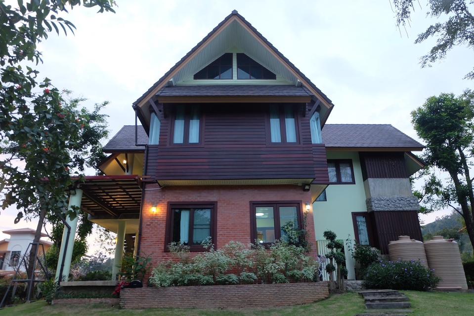 ขายบ้านพักตากอากาศ พร้อมอยู่ พญาเย็น ปากช่อง เขาใหญ่ นครราชสีมา ไม้ักทั้งหลัง เนื้อที่ 266 ตารางวา 4 นอน 4น้ำ 1