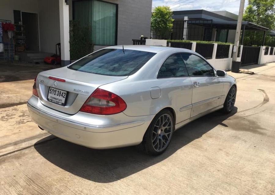 Mercedes-Benz CLK-Class ปี 2005 3