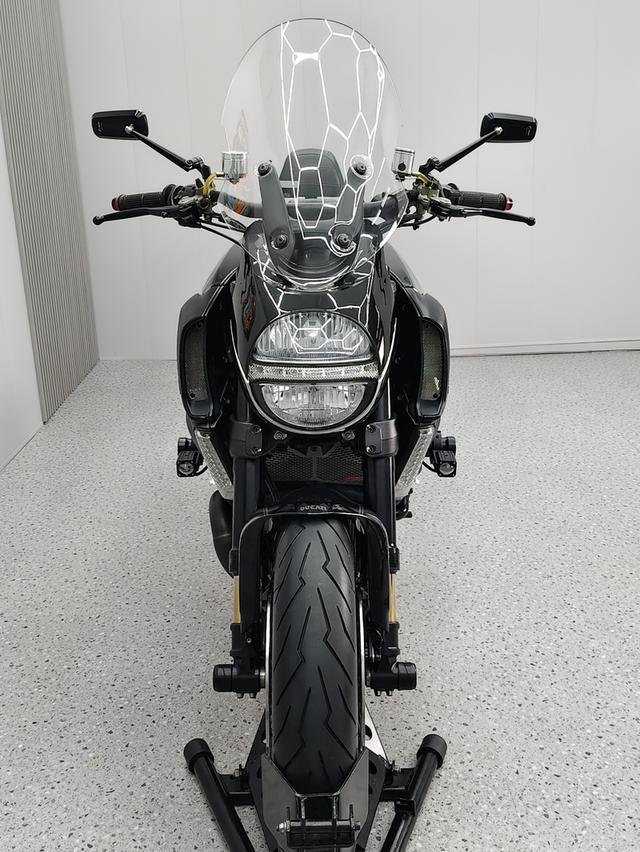 RARE ITEM 🔥 Ducati Diavel1200 Cromo รูปที่ 3