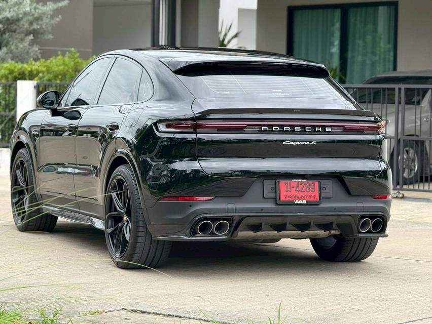 CAYENNE 3.0 HYBRID COUPE 18