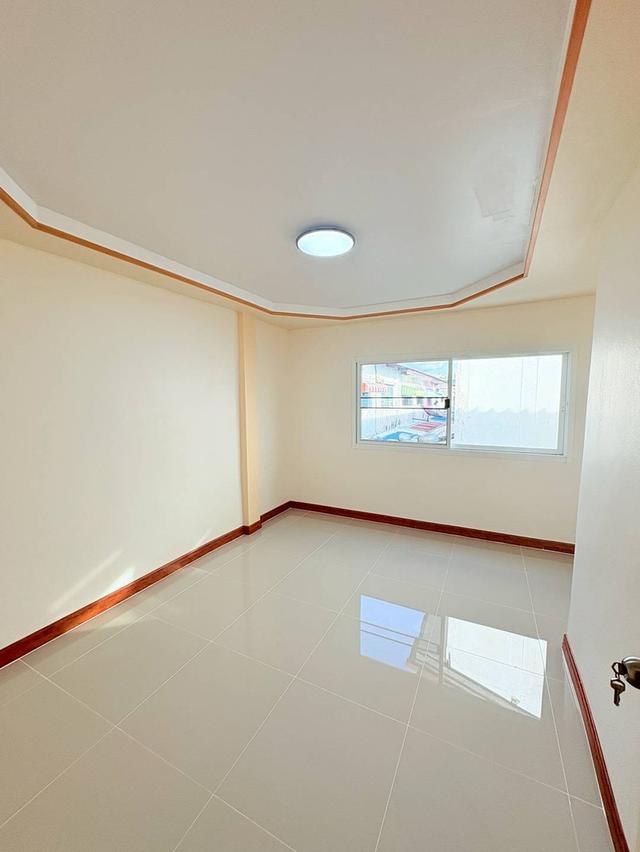 หมู่บ้านพร้อมจิตร 12