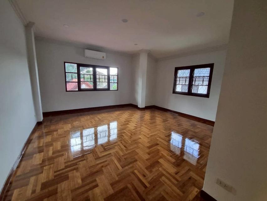 ขายบ้านแจ้งวัฒนะ MRTปากเกร็ด-แจ้งวัฒนะ28 หน้าปากซอย พร้อมเฟอร์ 6