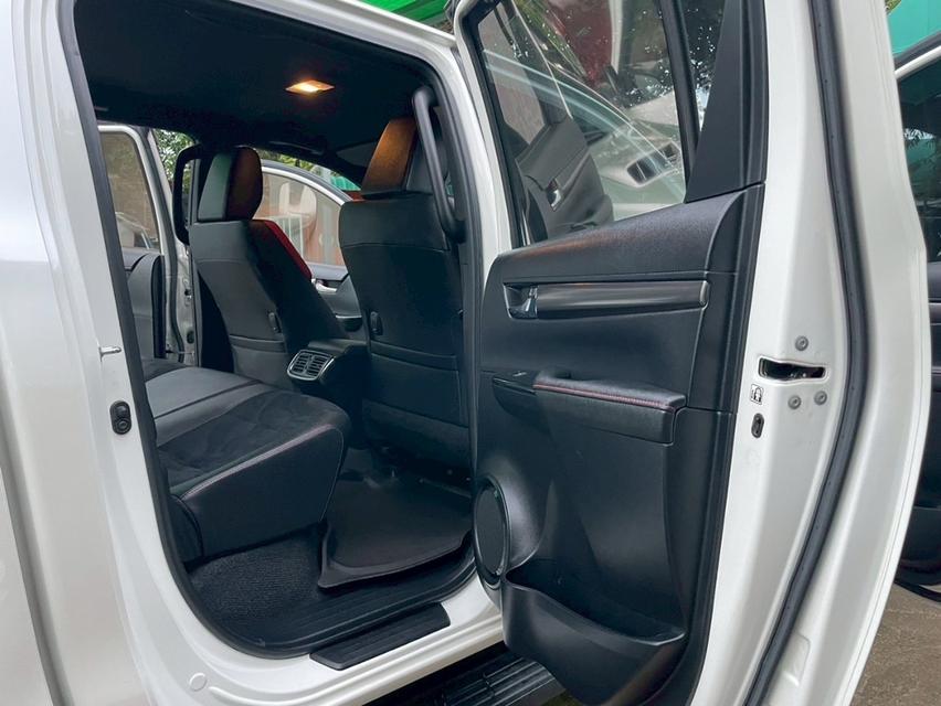2022 Toyota revo 2.8 GR 4x4 ออโต้ 4ประตู มือเดียว ขาย 958000 รถสวยเดิม จอดมีนบุรี กทม สอบถาม 085  337  55  37 10