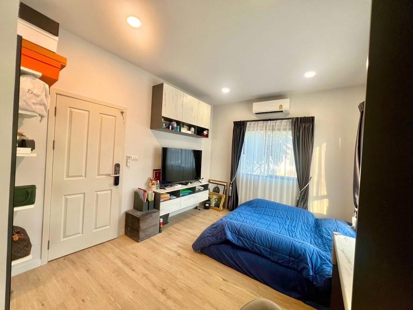 🏡 ขายทาวน์โฮม 2 ชั้น สไตล์อังกฤษ พร้อม Smart Home 📍 ทำเลบางใหญ่–พระราม 5 10