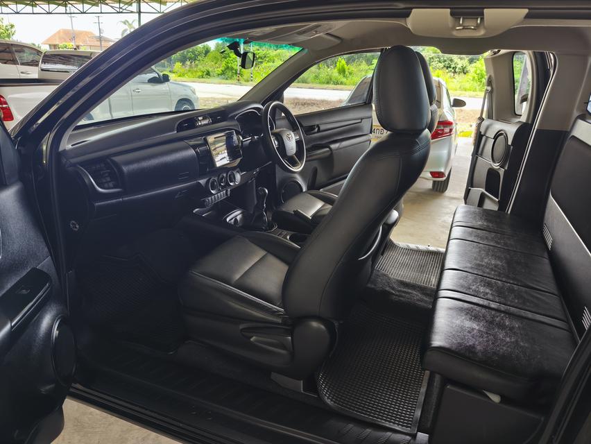 Toyota Revo 2.4j plus 2017 11