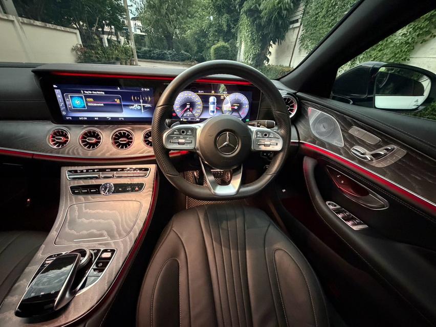Benz CLS300d AMG Premium ของแต่งท่วม 7xx,xxx บาทรถบ้านมือเดียว 2020 ไมล์น้อย รูปที่ 8