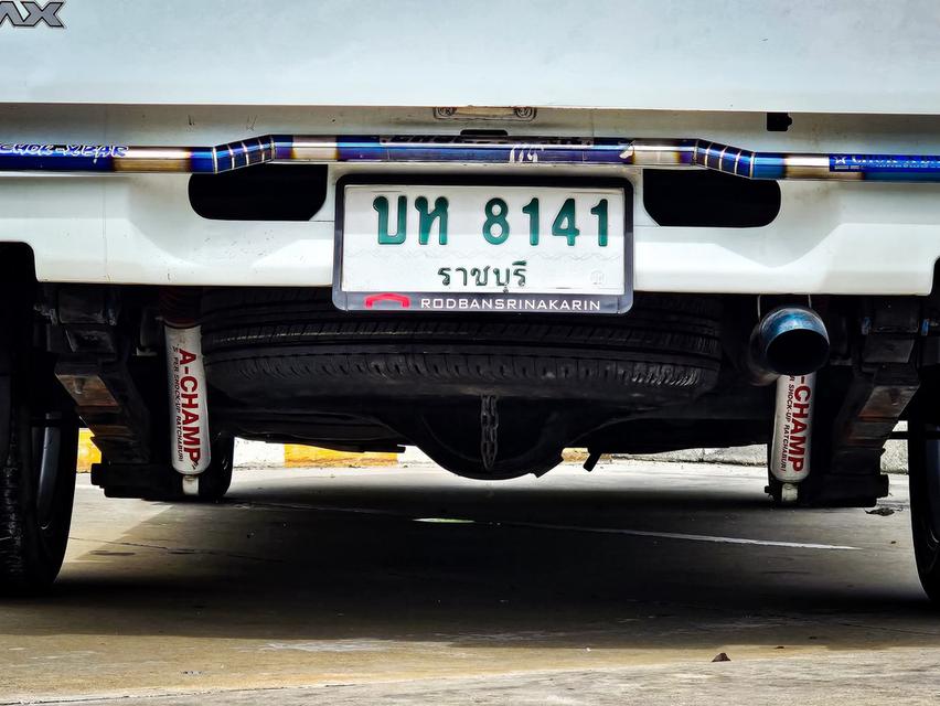 isuzu 10