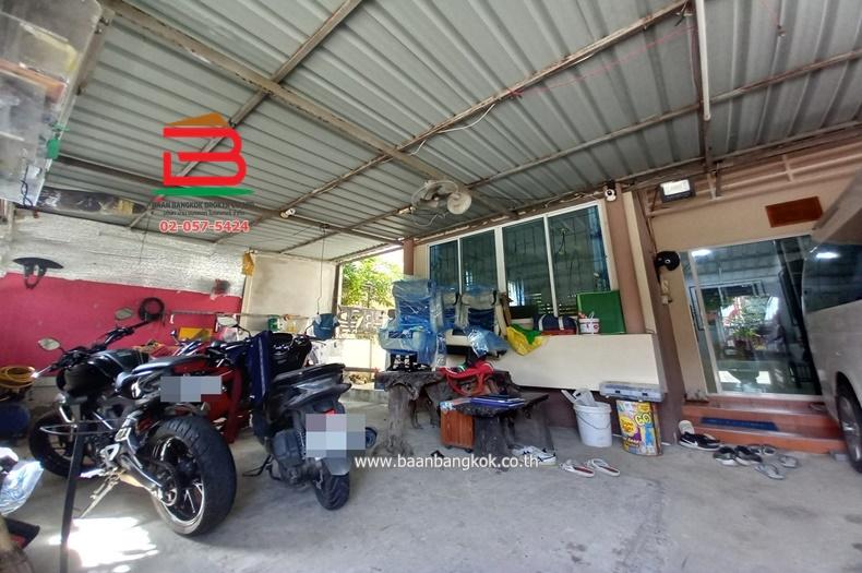 บ้านเดี่ยว 1 ชั้น หมู่บ้าน นันทวัน 10 เนื้อที่ 34.9 ตรว. (ซอยเลียบวารี 37) ถนนเลียบวารี แขวงโคกแฝด เขตหนองจอก กรุงเทพฯ
