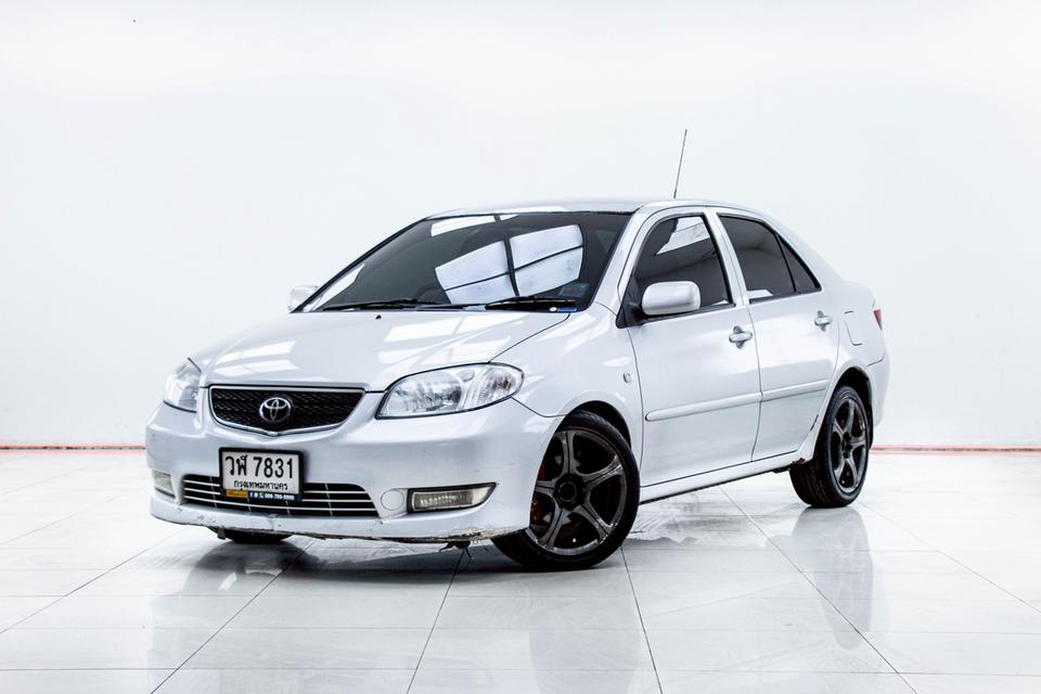 TOYOTA VIOS 1.5 E 2003