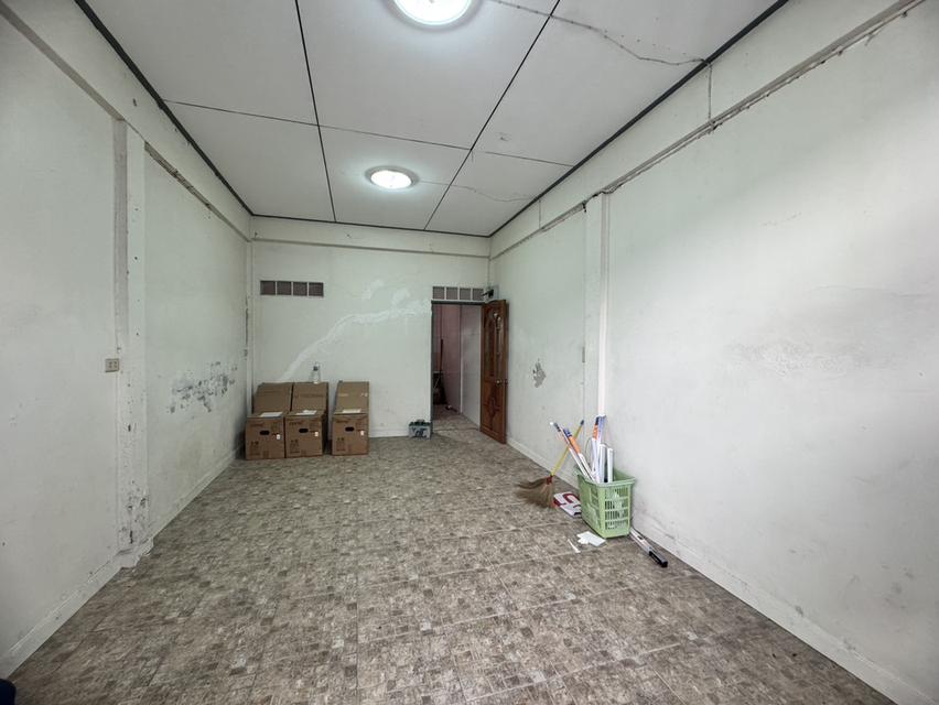 ขายตึกแถว ซอยจินดาถวิล แขวงมหาพฤฒาราม บางรัก ทำเลดีใจกลางเมือง (N.1984) 2