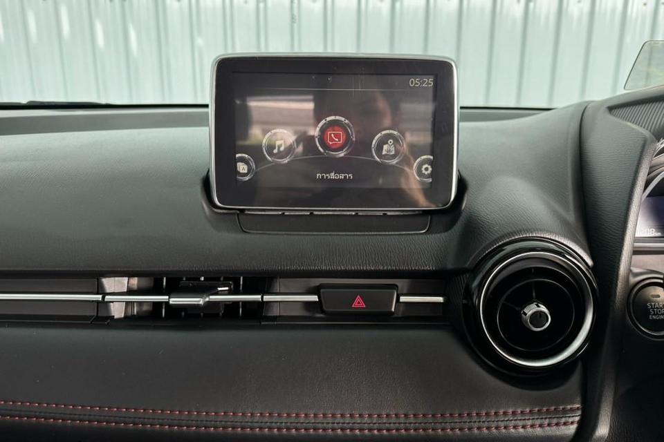 Mazda2 1.3 High Connect เบนซิน เกียร์ออโต้  ปี2016 16