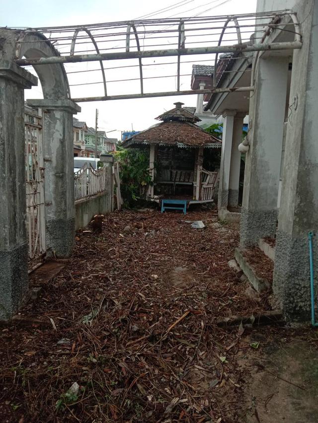 ขายบ้านรังสิตยครนายก 65 คลองสอง เลขบ้านตอง3หลัก สองชั้น 3 ห้องนอน 3 ห้องน้ำ 58 ตรว 4