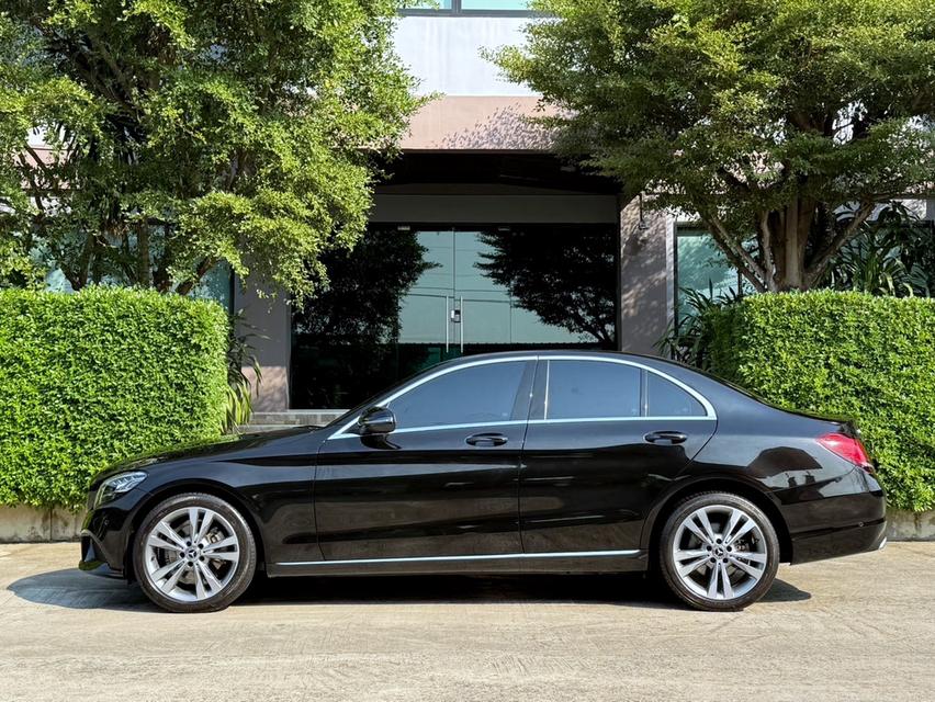 2020 BENZ C220D W205 รถออกศูนย์ BENZ THAILAND รถวิ่งน้อย เข้าศูนย์ทุกระยะ ไม่เคยมีอุบัติเหตุครับ รูปที่ 5