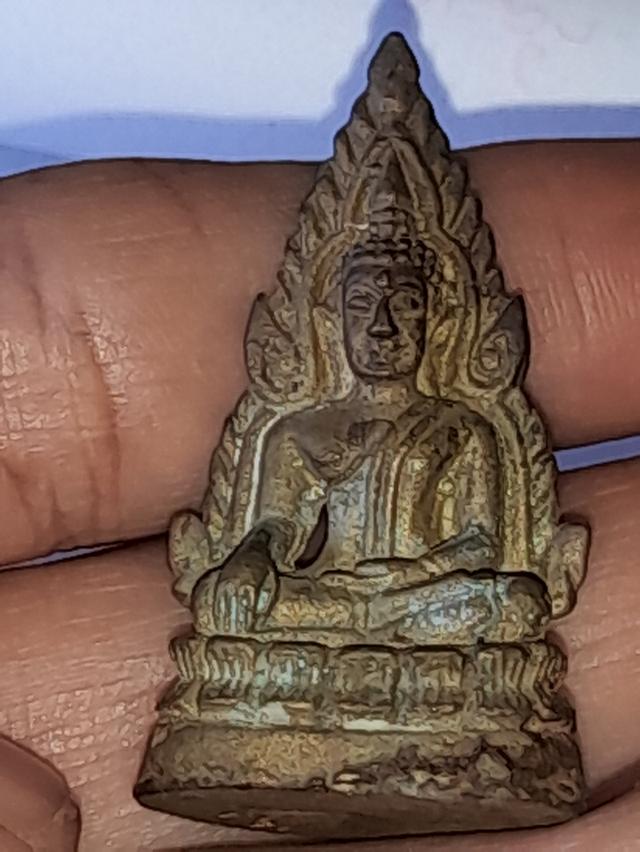 พระเครื่องพื้นบ้านหล่อโบราณ