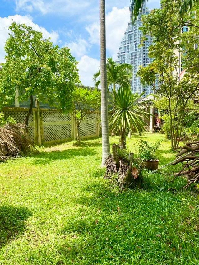 ขายที่ดินพร้อมบ้านเดี่ยว 2 ชั้น สไตล์คลาสสิก กรุงเทพนนท์ 14 ทำเลดี ใกล้ MRTแยกติวานนท์ 150 เมตร 14