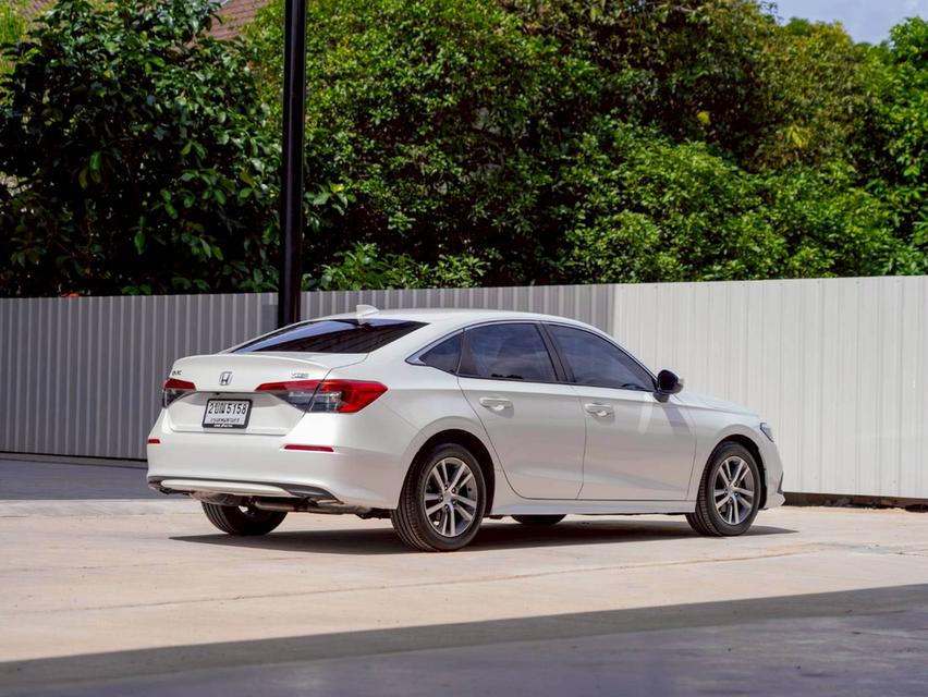 HONDA CIVIC FE 1.5 EL TURBO ปี 2021 ประกันเครื้องเกียร์ 3 ปี  6