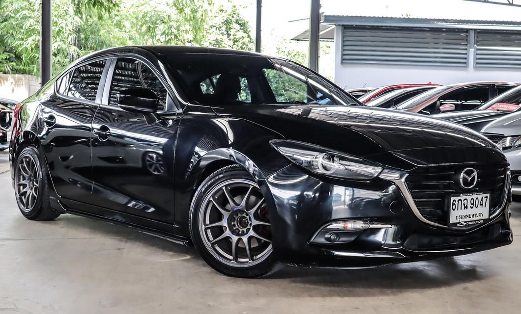ขาย MAZDA 3 2.0 S โฉม 4Dr ปี 2017