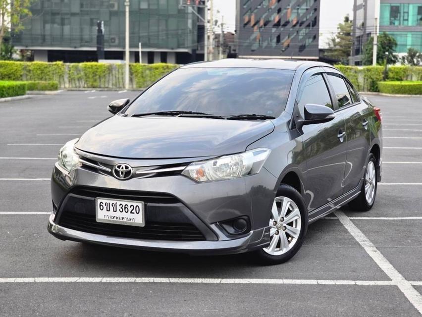 รหัสรถ QT3620 Toyota Vios 1.5 E เกียร์ Auto สีเทา-ดำ ปี 2016(MNCแล้ว) 2