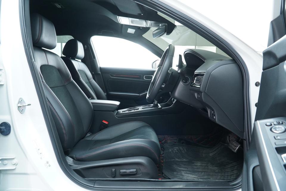 HONDA Civic 2.0 e:HEV RS  A/T ปี 2023 สี ขาว รูปที่ 5