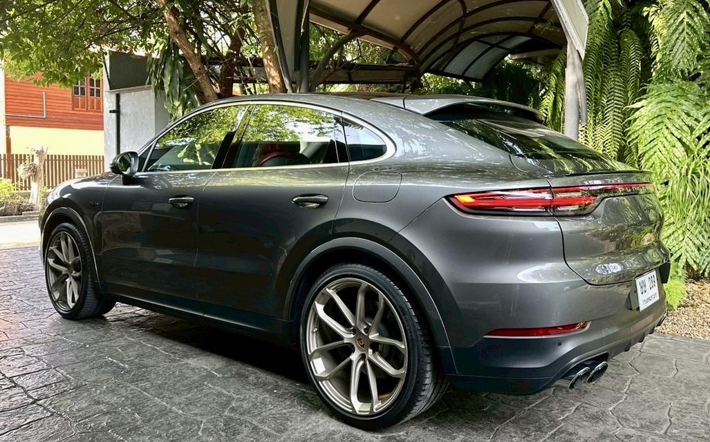 Porsche Cayenne Coupe