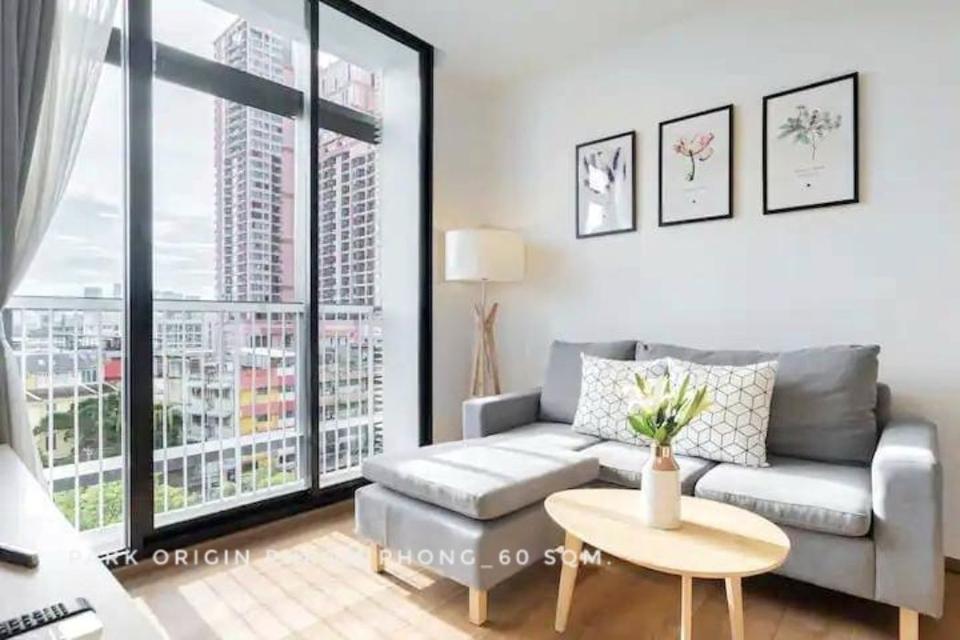 ให้เช่า คอนโด 2 bedrooms nice decoration garden view Park Origin Phrom Phong 60 ตรม. near EmQuartier Phromphong 5