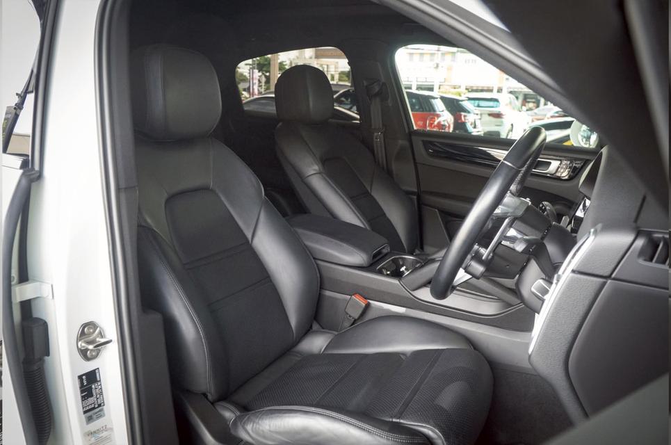 Cayenne 3.0 E-Hybrid Coupé 5