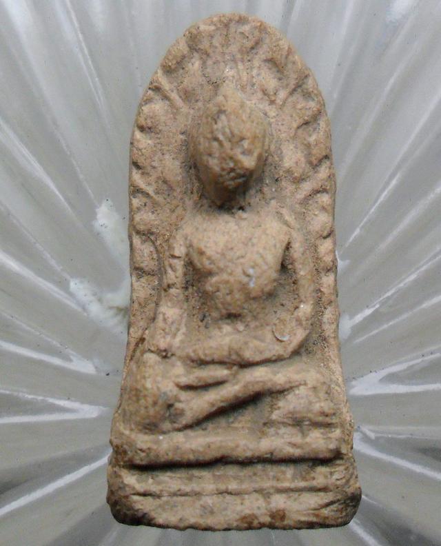 พระรอดเก่าเนื้อจัดค่ะ 5