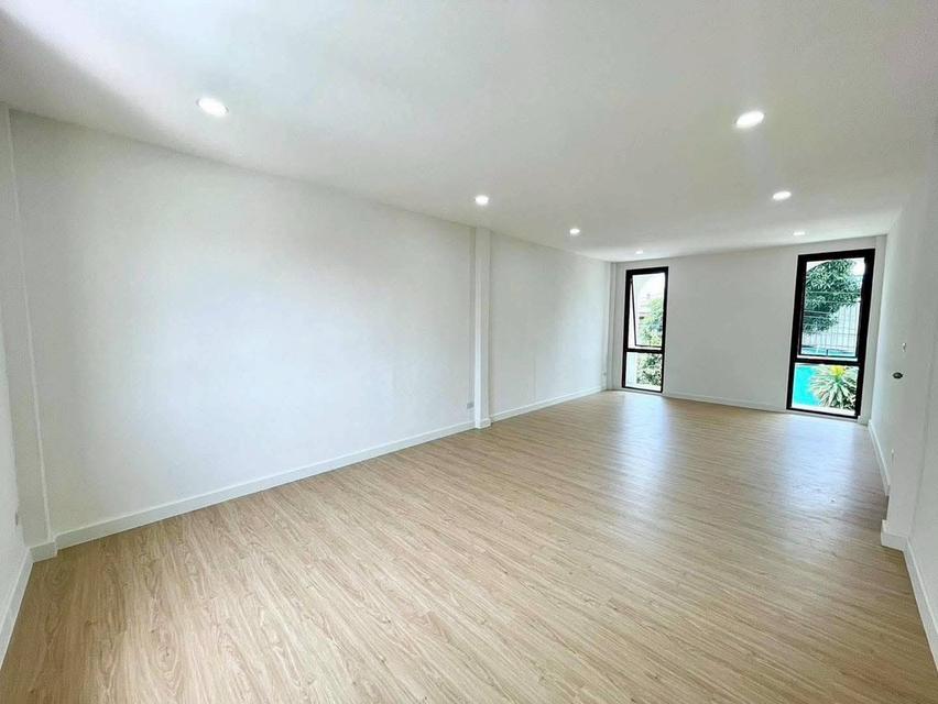 🏡 ทาวน์เฮาส์หน้ากว้าง พหลโยธิน 48 | รีโนเวทใหม่ พร้อมอยู่ ทำเลดี ใกล้ BTS! 16