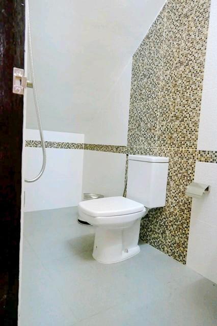 ถ.เอกชัย-บางบอน พระราม 2 เซ็นทรัลมหาชัย ตลาดสดลีลา 900 ม.อาคารพาณิชย์ 3 ชั้น 18 ตร.วา. 220 ตร.ม. โฮมออฟฟิต 3 นอน 3 น้ำ 4