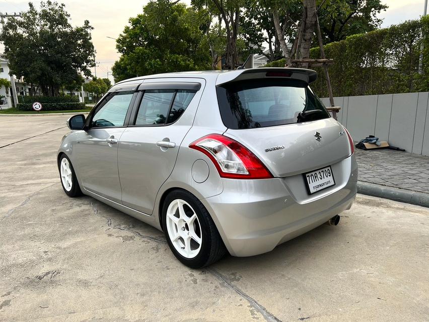 ปล่อยดาวน์ 20,000 เปลี่ยนสัญญา Suzuki Swift GLX1.2 2016 4