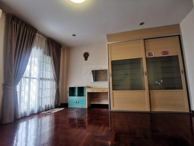 ให้เช่าทาวน์โฮม 3 ชั้น 3 ห้องนอน บ้านกลางเมือง รัชดา-เหม่งจ๋าย1 ใกล้เลียบด่วน ใกล้สถานทูตลาว 8