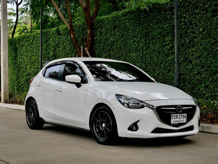 Mazda2 XD High Plus ปี2015 Book serviceครบ 