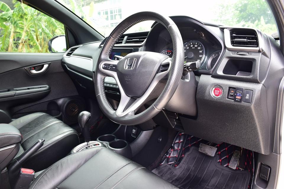 ออกรถแค่ 99 กับ HONDA BR-V ตัวท็ฮป รถครอบครัว 7 ทีีนั่งชุดแต่งรอบคัน เครื่อง150ccนิ่มๆ ช่วงล่างดี เบาะหนังแท้ 3 ตอน รับประกันหลังการขาย โทร 0957401229 รูปที่ 7