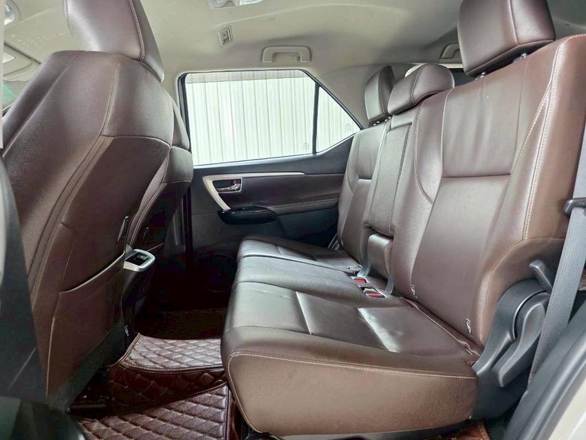 #TOYOTA #FORTUNER, 2.4 V 4WD ปี 2019  โฉม ปี15-ปัจจุบัน รูปที่ 14