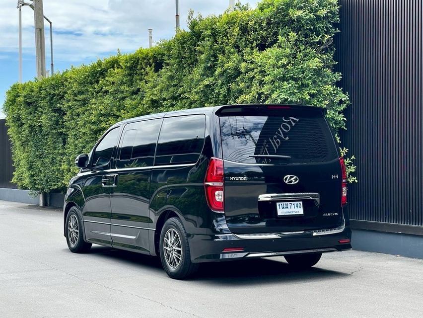 Hyunda H1 2.5 Elite ปี 18 สภาพสวย