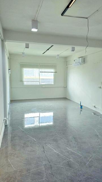 พร้อมที่จอดรถ สตูดิโอ 1ห้องน้ำ BTSอารีย์ สะพานควาย 200ม. 44ตร.ม. ชั้น 4 อารีย์-สะพานควาย รร.สุรศักดิ์มนตรี 2.5 กม. 3